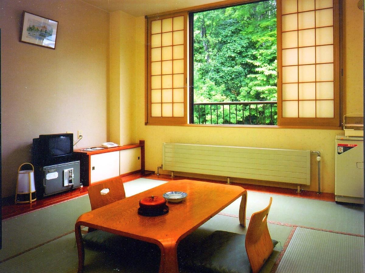 Marukoma Onsen Ryokan Chitose  Exterior foto
